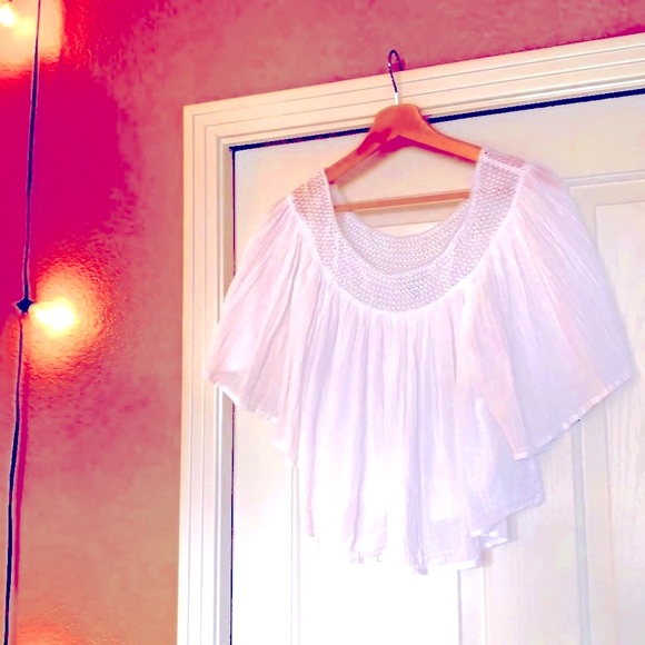 Beautiful white Lucky crop top with lace - Picture 3 of 7